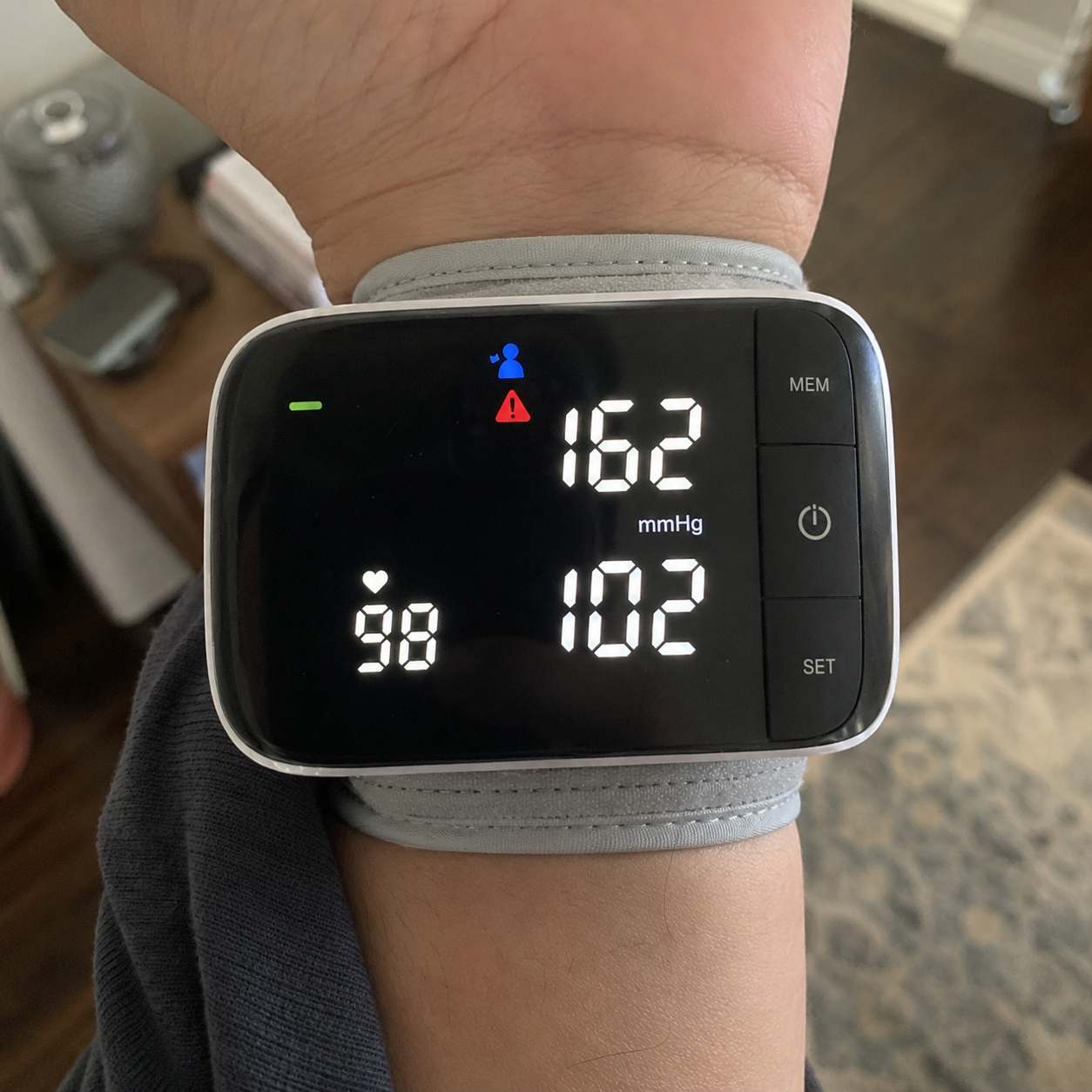 Customer 1 blood pressure reading before: 162/102 · 98 bpm